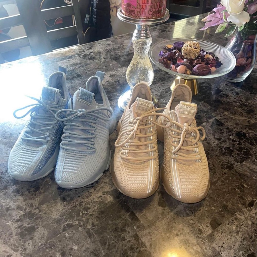 2 PAIR OF STEVE MADDEN SNEAKERS!